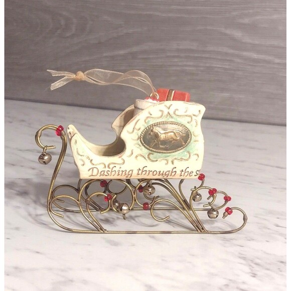 Hallmark Keepsake Ornament Sleigh Yuletide Harmony Collection Jingle Bells 2006 - Picture 1 of 5